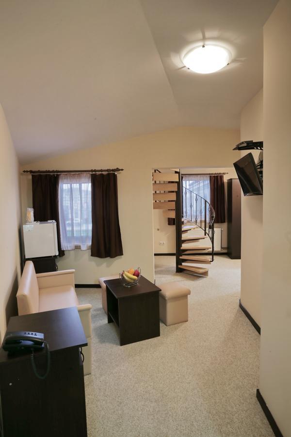 Motel Prenociste Knez Sombor Exterior foto